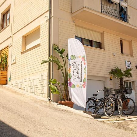 Porto SantʼElpidio Resilienza Tropical Apartments & Room מראה חיצוני תמונה